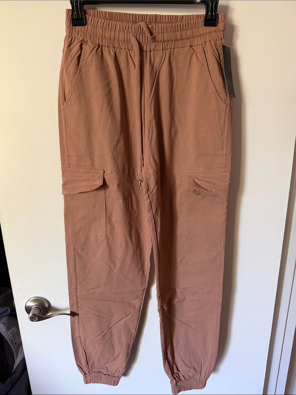 Casual Cargo Jogger Pants in Dusty Rose